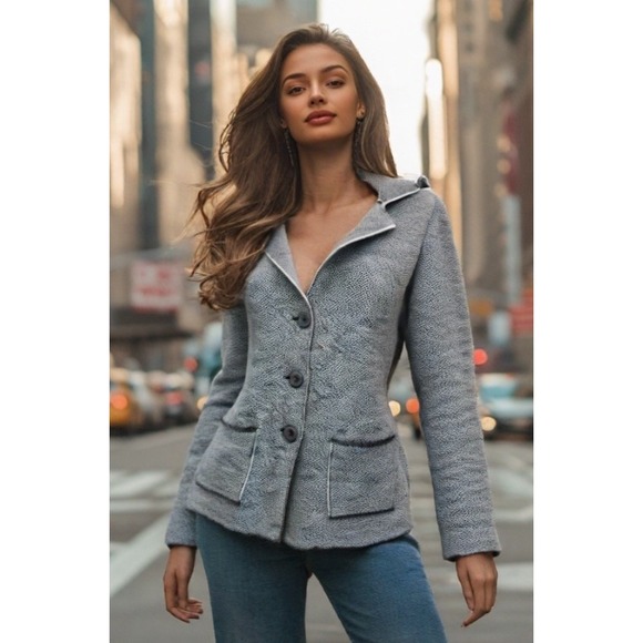 NEW CocoGio Sweater Jacket Button Pocket Long Sleeve Made Italy Grey Size Small - Picture 1 of 10
